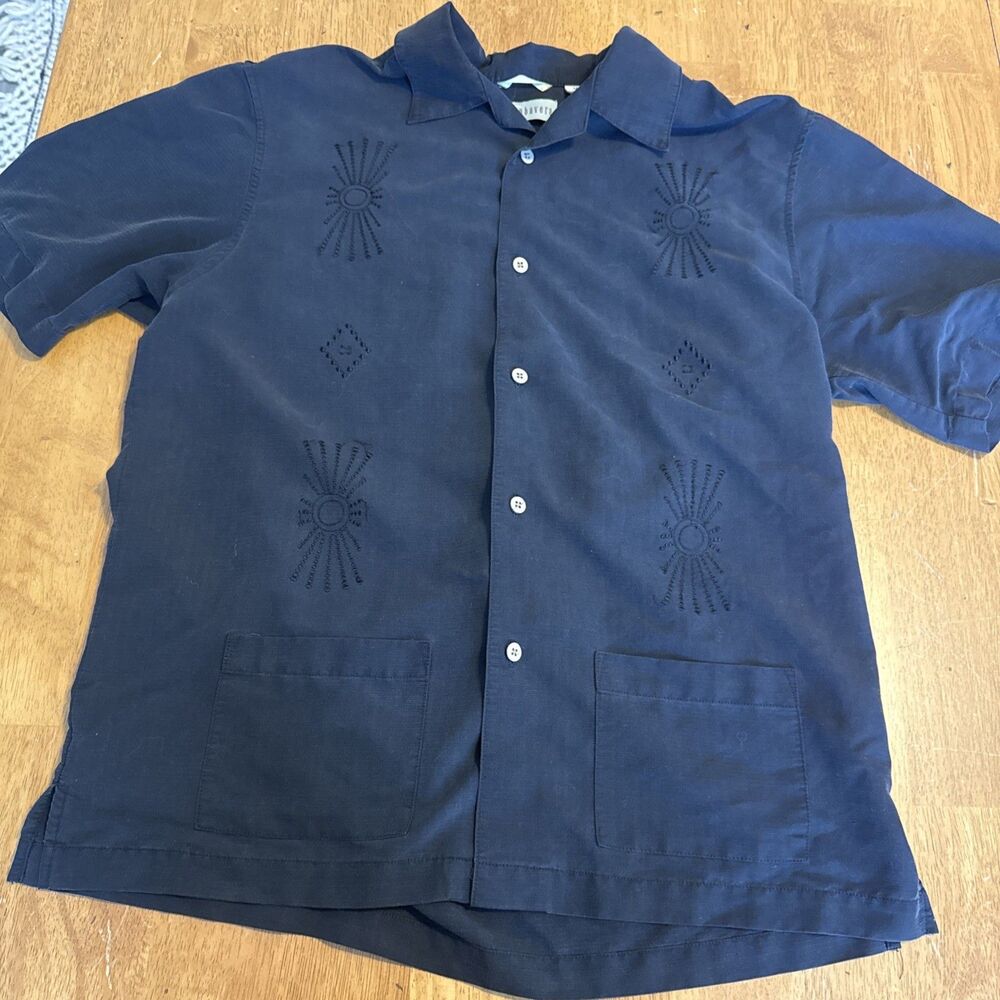 Cubavera Men’s Size Med Short Sleeve Embroidered Button Up Shirt Black Pockets
